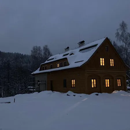 Vila Na Jeleni Stezce Chřibská Exteriér fotografie