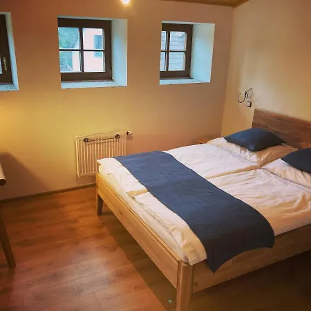 Vila Na Jeleni Stezce Chřibská Exteriér fotografie